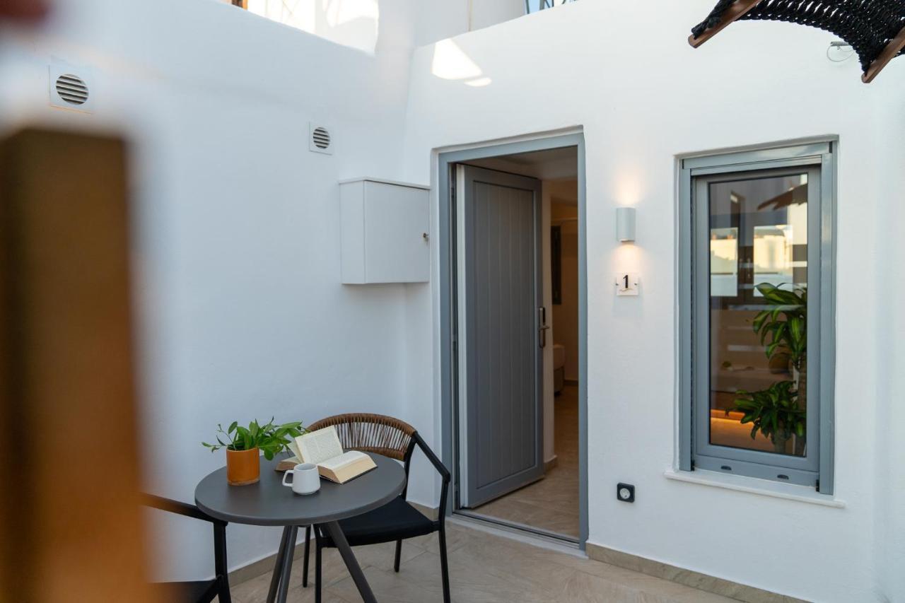 Enalios Sunset Suites Naxos City Екстериор снимка